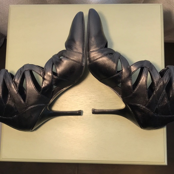 Nine West pointer toe booties - Picture 4 of 6